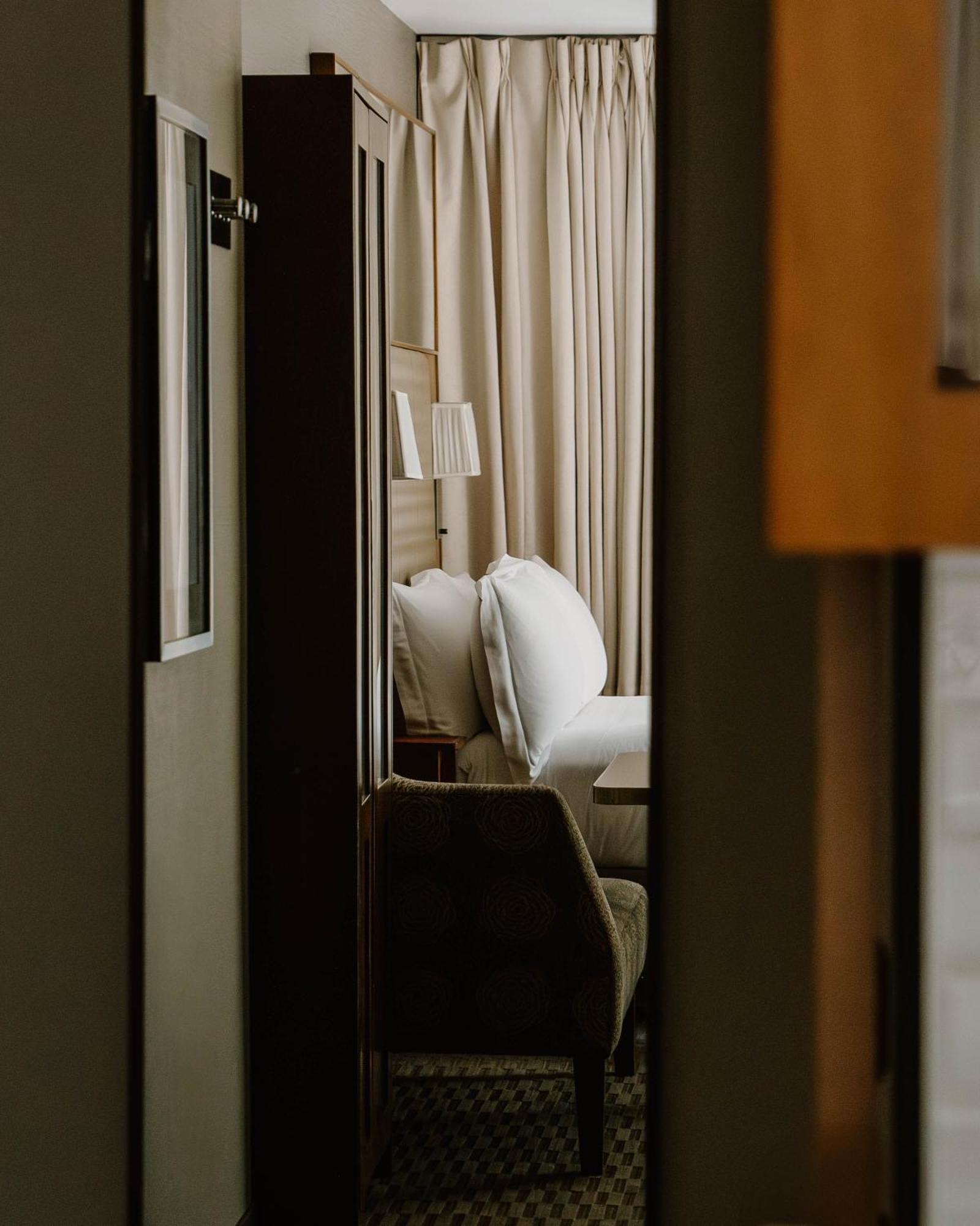 Superior Queen Room